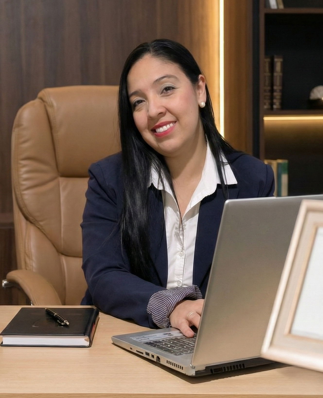 Abogada y Ejecutiva de Cuentas, Claudia Noemi Romero